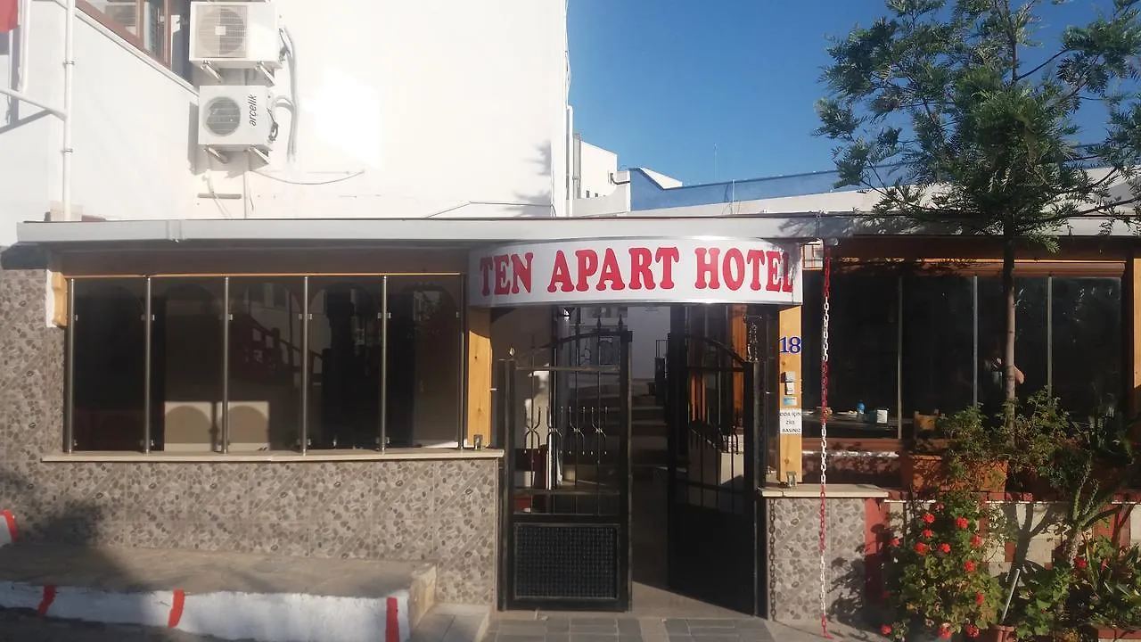מלון דירות גומבט Ten Aparts